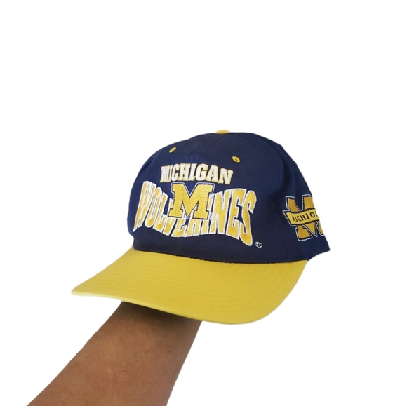 VTG 80s Michigan Wolverines Spellout University Snapback Cap Hat Snap Blue and y - Picture 15 of 15